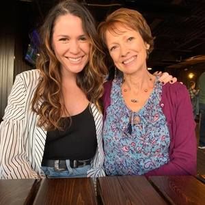 Meet your Posher, Cindy